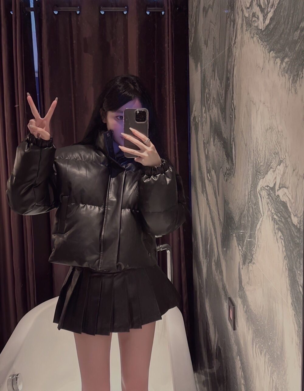 55FB447D-38CE-456B-B5C4-F749370079B6 #8108 高級皮質小眾短款面包羽绒服外套