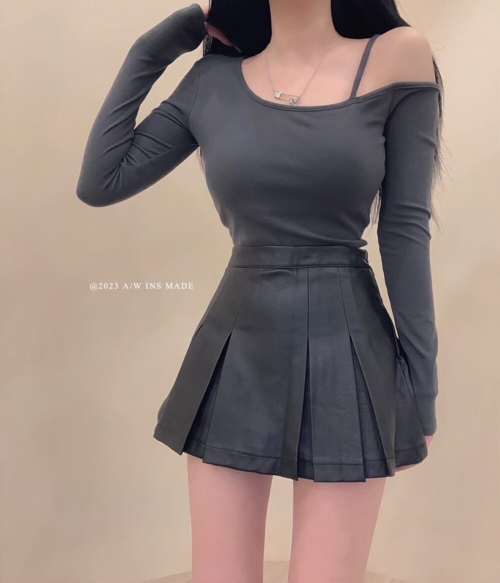 #8559內建不跑杯胸墊! 設計感德絨刷毛性感露肩打底