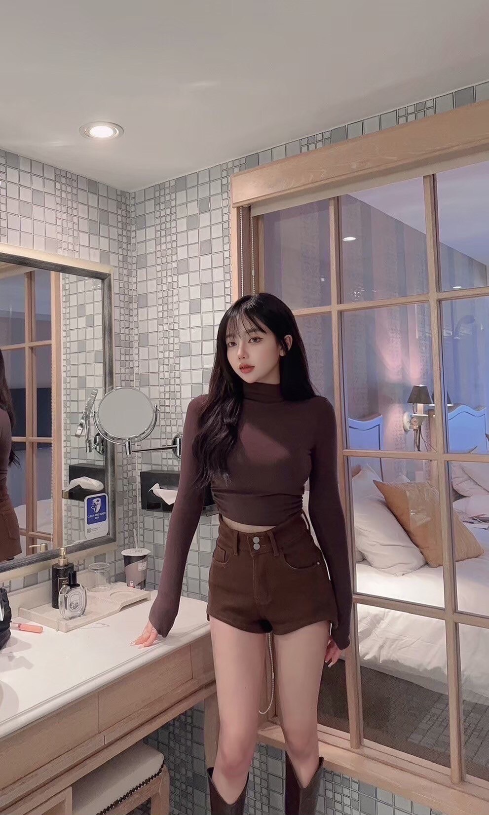 #058 內建不跑杯胸墊 高彈抓腰德絨刷毛小立領打底