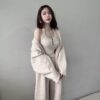 #922 長版針織外套+掛脖美背針織 +落地寬褲