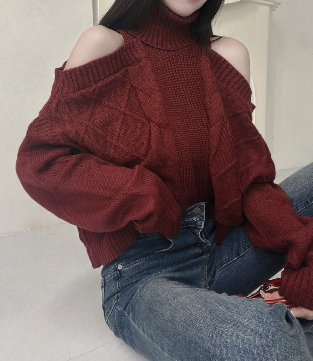 #86527落肩高領麻花針織短版上衣單品