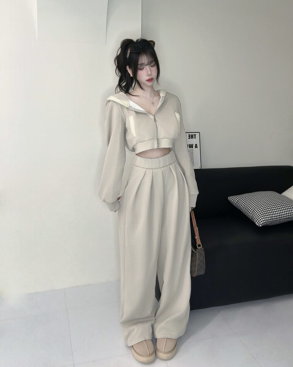 #86915拼接羊羔毛雙拉鏈連帽短版外套+愛心彈性鬆緊寬褲Set