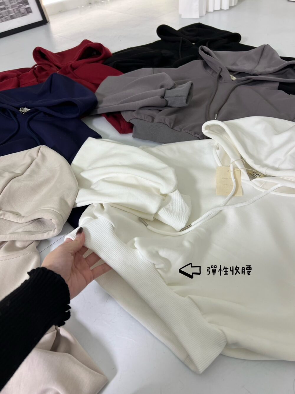 #73126 抽繩連帽縮腰寬袖內刷毛短版帽T