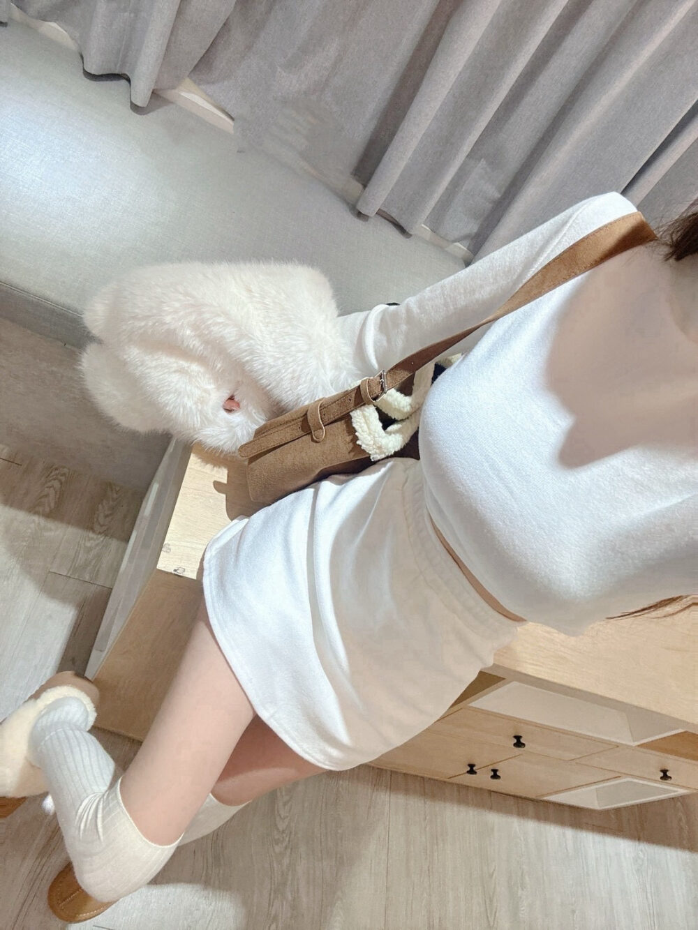 #10015 自訂款 羊絨重磅暖度破表！ 立領短版上衣+內裡短裙SET