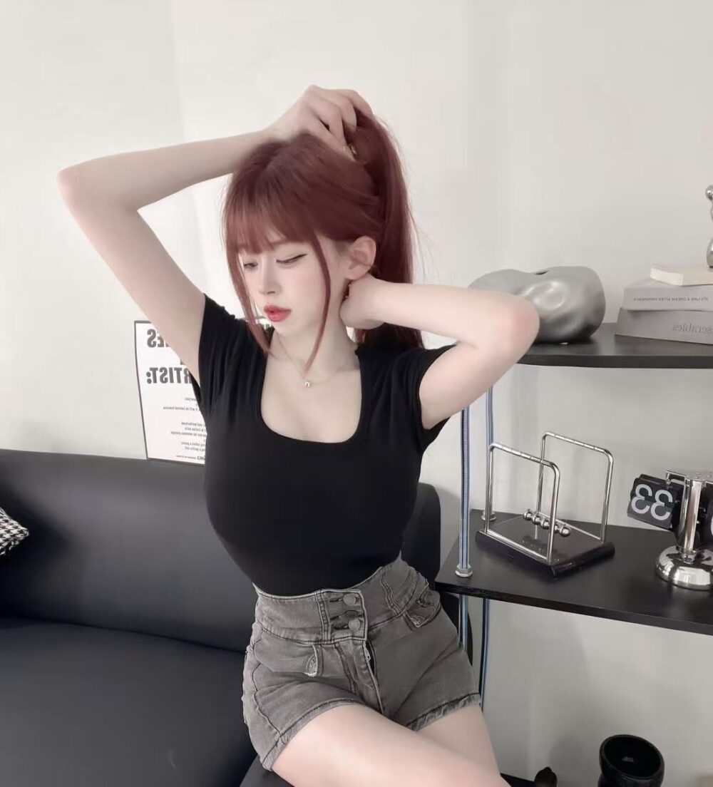 #573-1 韓系日常｜內杯短版方領短袖素面上衣