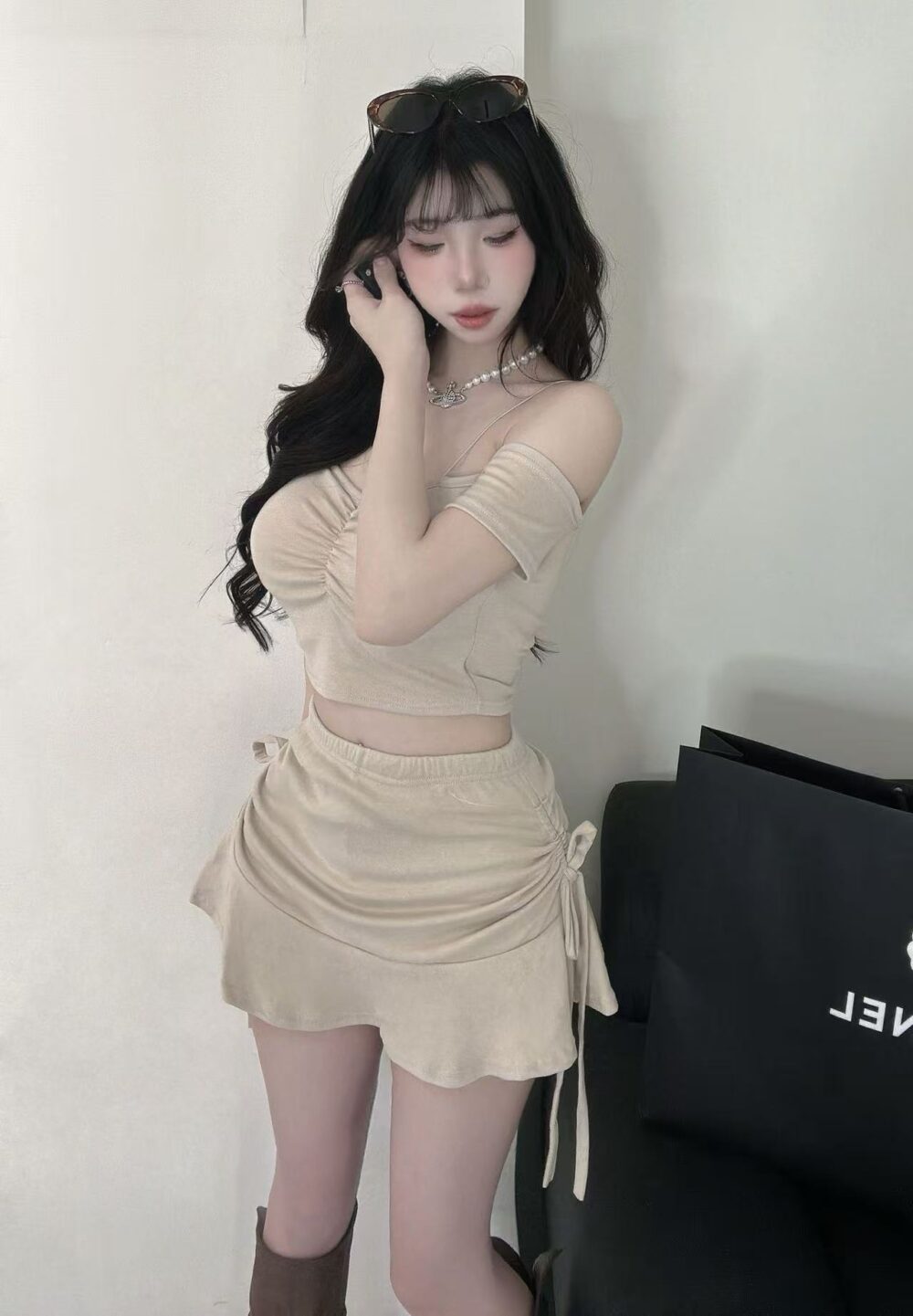 #33181單肩抓皺短袖上衣（內杯）+抽繩鬆緊荷葉邊短裙（裏褲）