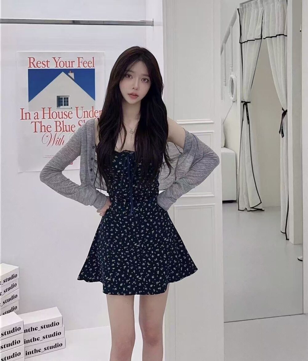 圖片_20260331235622_158_6 #8555 森系小碎花收腰吊帶裙+溫柔系針織坎肩套裝